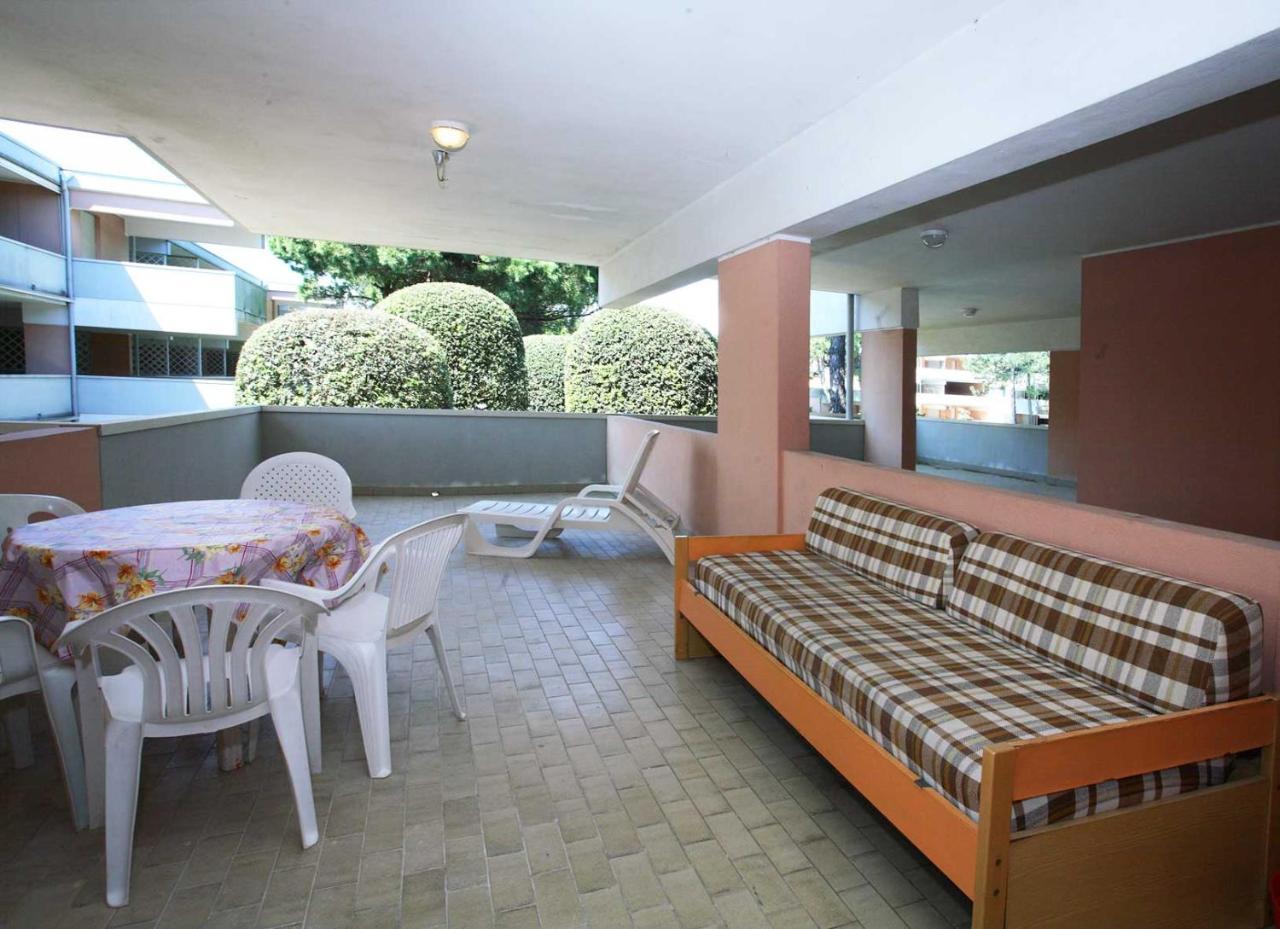 Вилла Solarium/Piscina Бибионе Экстерьер фото