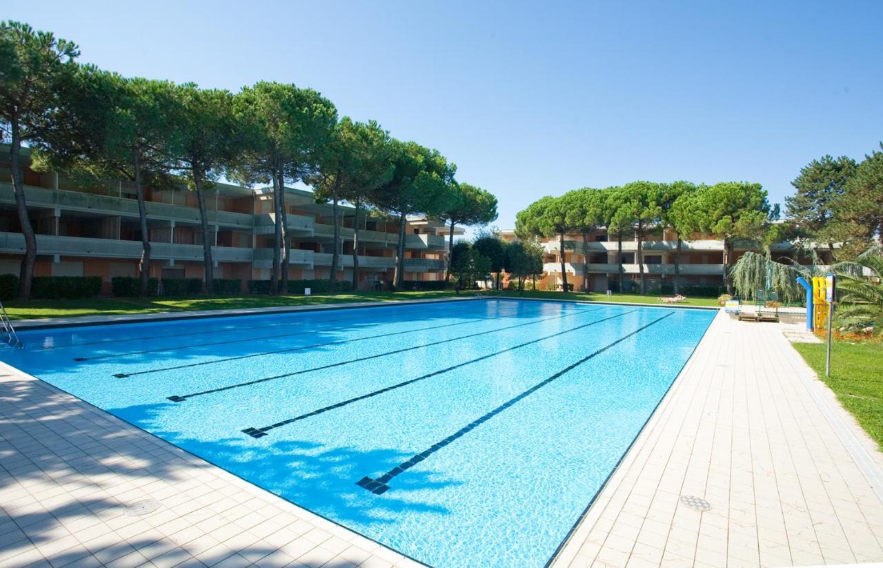 Вилла Solarium/Piscina Бибионе Экстерьер фото